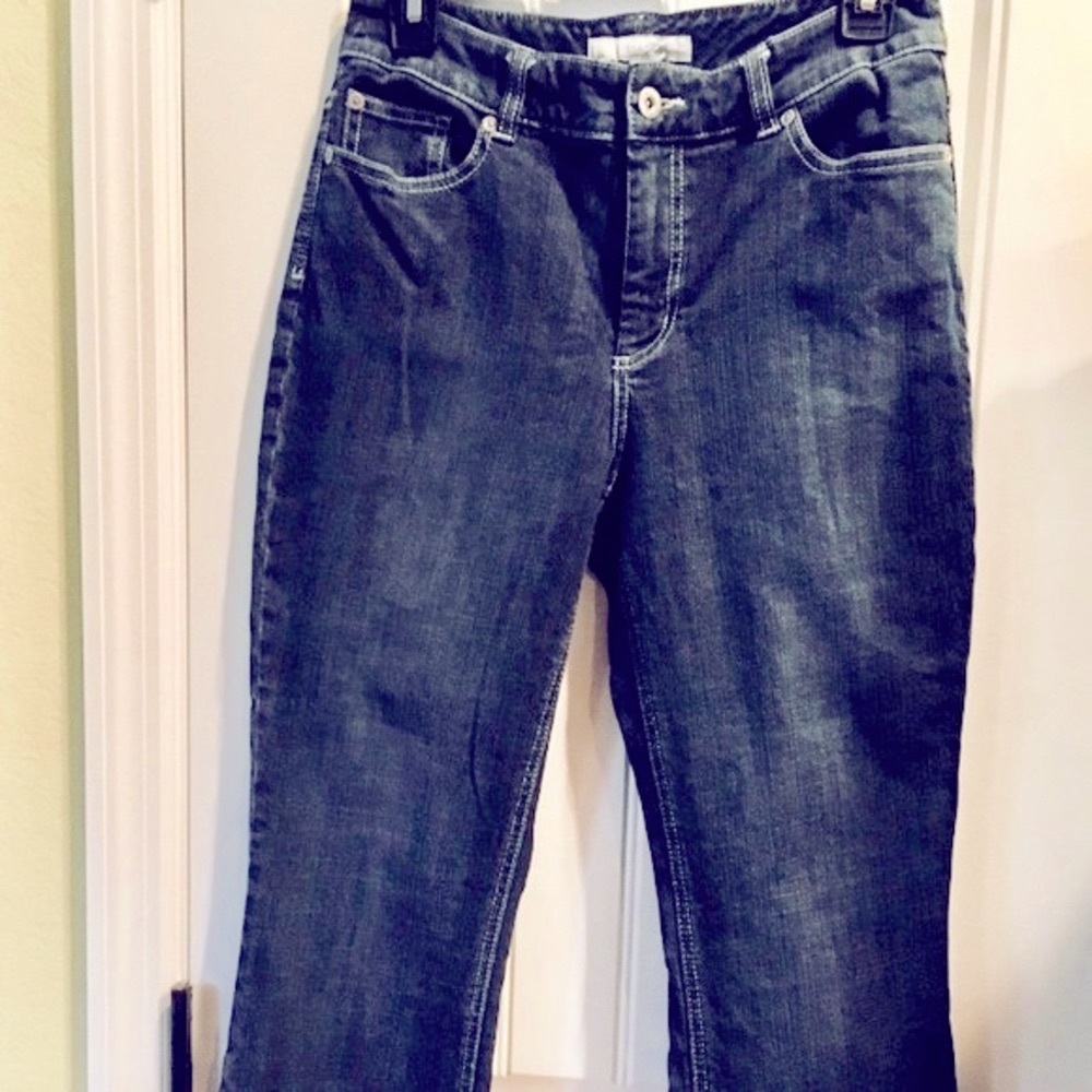 Chico’s Platinum  So Awesome Blue Jeans Size 0 Short !